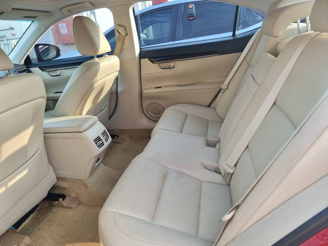 2013 LEXUS ES 350 — 162869 Miles — Lot 125487 — Ind. 12 - Marhaba Auctions Used Cars - Image 6