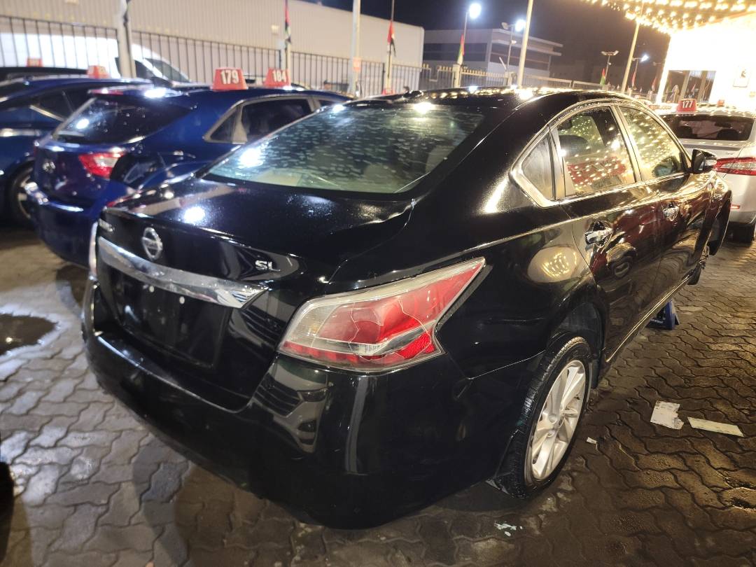 2015 NISSAN ALTIMA — 190753 Miles — Lot 60200553 - Marhaba Auctions Used Cars - Image 4
