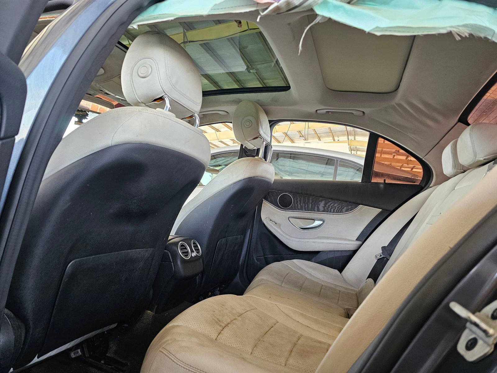 MERCEDES BENZ C300 2015 - Marhaba Auction Used Cars - Image 6