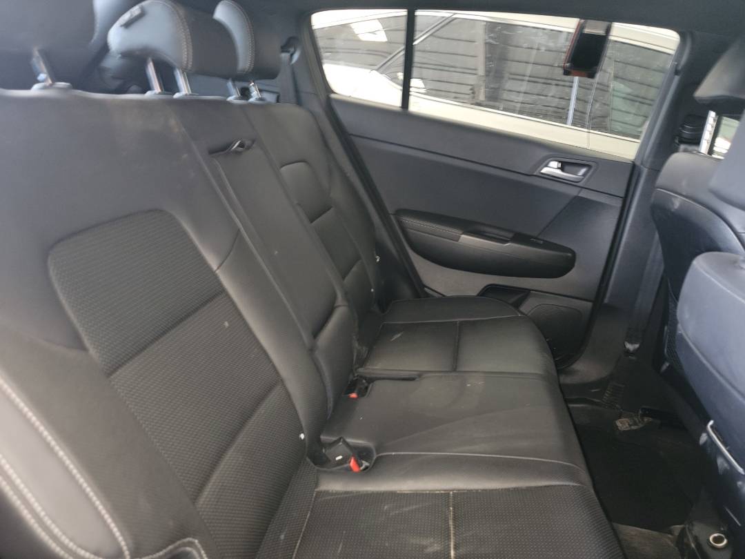 2021 KIA SPORTAGE — 32320 Miles — Lot 846272 - Marhaba Auctions Used Cars - Image 4