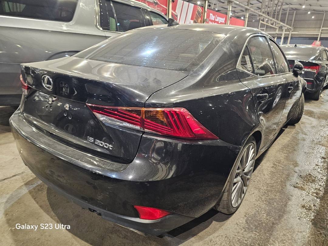 2017 LEXUS IS 200T — 187643 Miles — Lot 26H5050941 — Main - Marhaba Auctions Used Cars - Image 4