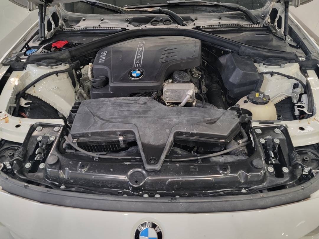 2017 BMW 320 I — 132906 Miles — Lot K864679 — Main - Marhaba Auctions Used Cars - Image 11