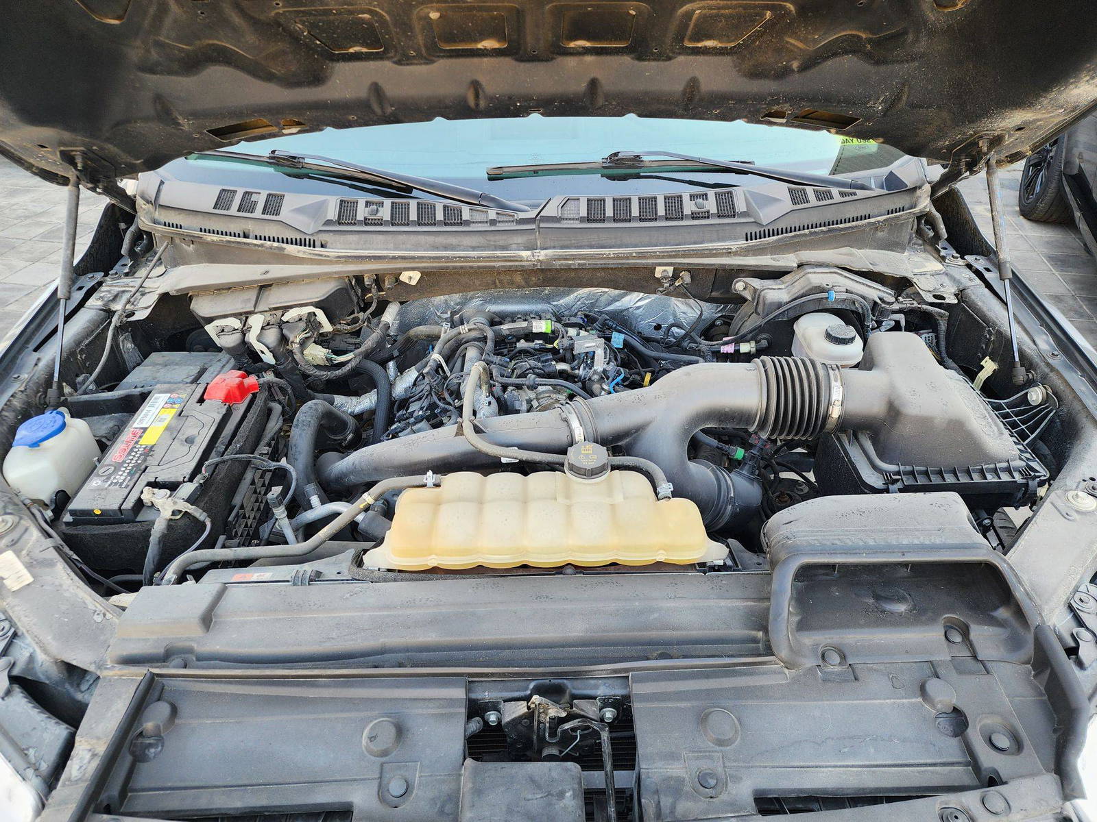 2020 FORD F150 — 68286 KM — Lot 28877 — Al Quoz - Marhaba Auctions Used Cars - Image 12