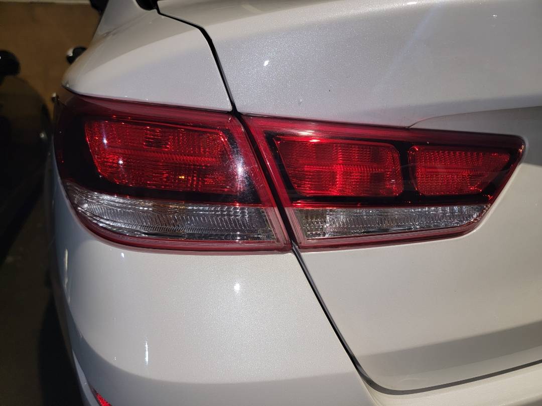 2019 KIA OPTIMA — 118928 Miles — Lot 2KG344921 - Marhaba Auctions Used Cars - Image 10