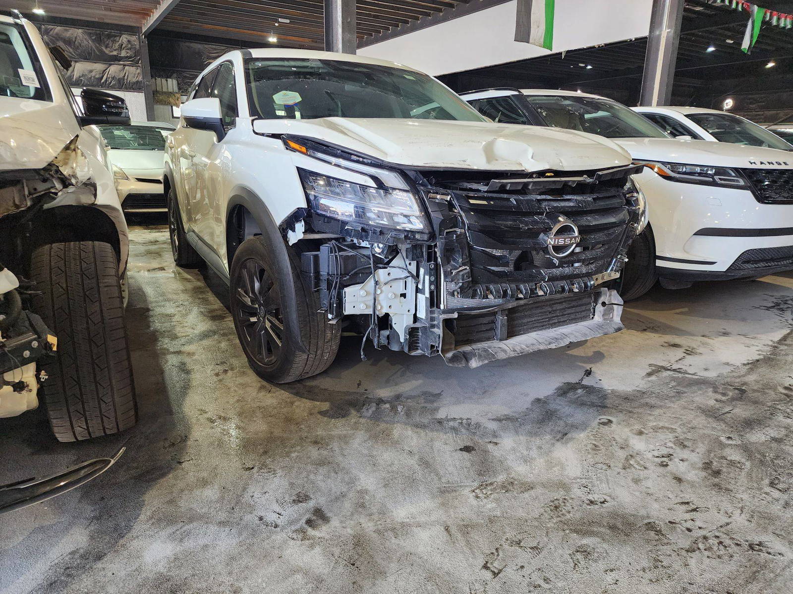 2022 NISSAN PATHFINDER — 55658 Miles — Lot 70937825 — Main - Marhaba Auctions Used Cars - Image 6