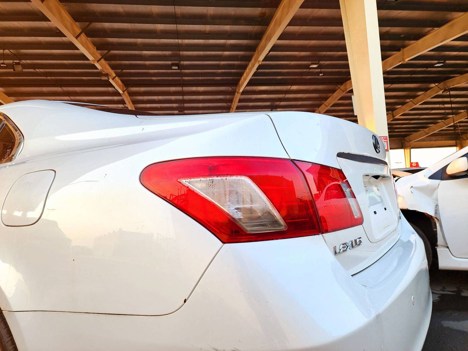2007 LEXUS ES 350 — 194298 Miles — Lot 70430044 — Souq - Marhaba Auctions Used Cars - Image 12
