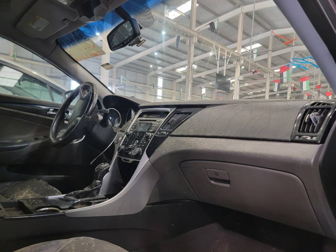 2012 HYUNDAI SONATA — 223905 Miles — Lot 38694159 — Souq - Marhaba Auctions Used Cars - Image 6