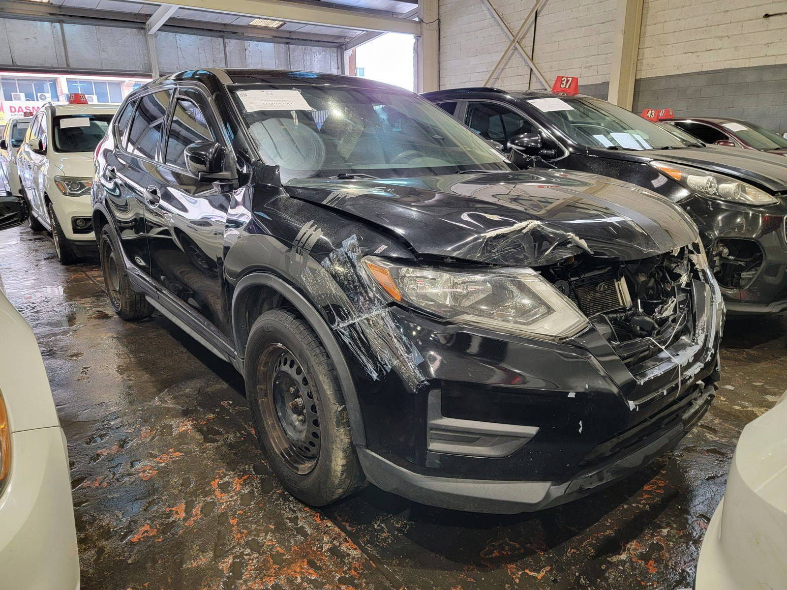 NISSAN ROGUE 2017 - Marhaba Auction Used Cars - Image 4