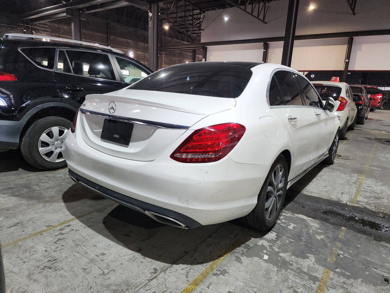MERCEDES BENZ C300 2016 - Marhaba Auction Used Cars - Image 4