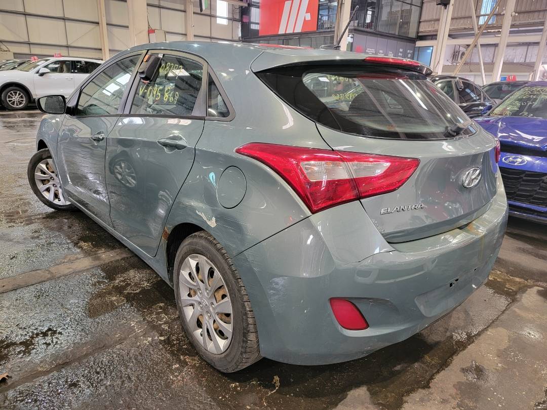 2013 HYUNDAI ELANTRA GT — 211257 KM — Lot 12108787X — Main - Marhaba Auctions Used Cars - Image 3
