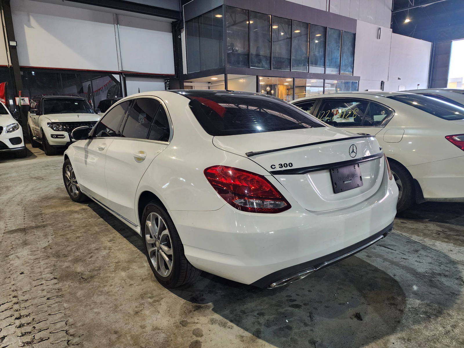 2015 MERCEDES BENZ C300 — 124910 Miles — Lot U060086 — Souq - Marhaba Auctions Used Cars - Image 6
