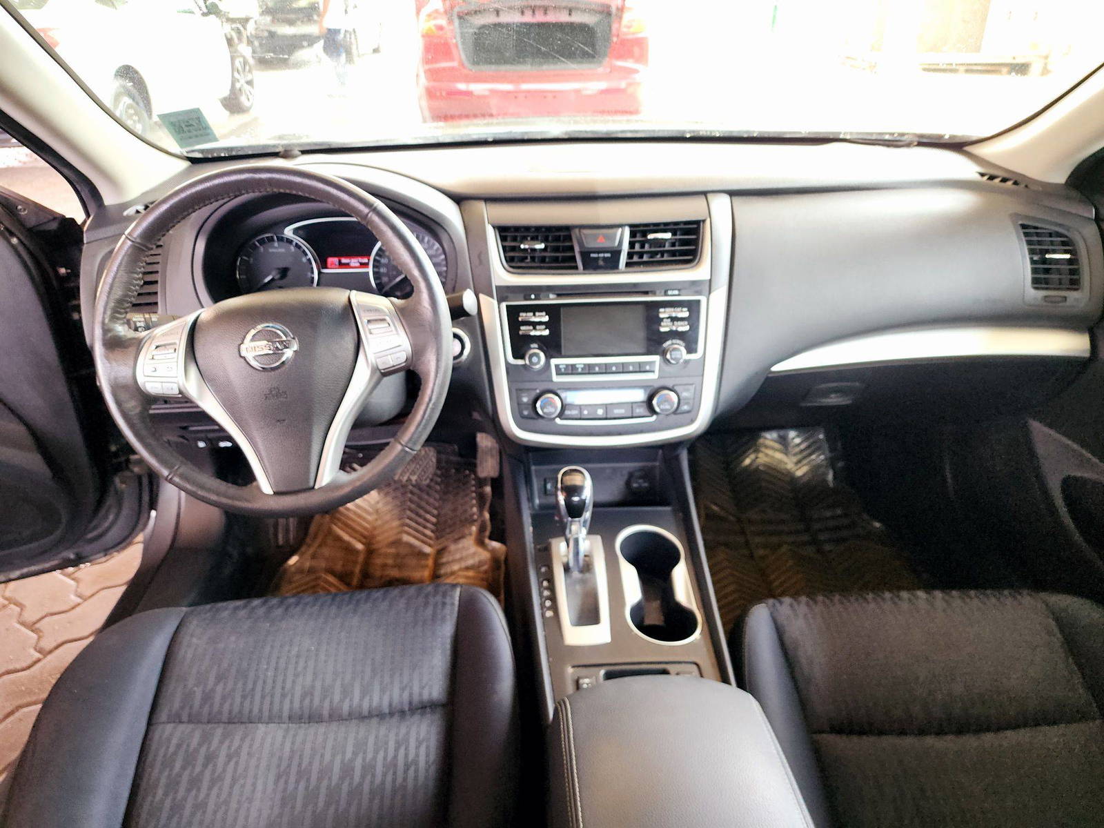2017 NISSAN ALTIMA — 144229 KM — Lot 343710 — Souq - Marhaba Auctions Used Cars - Image 7