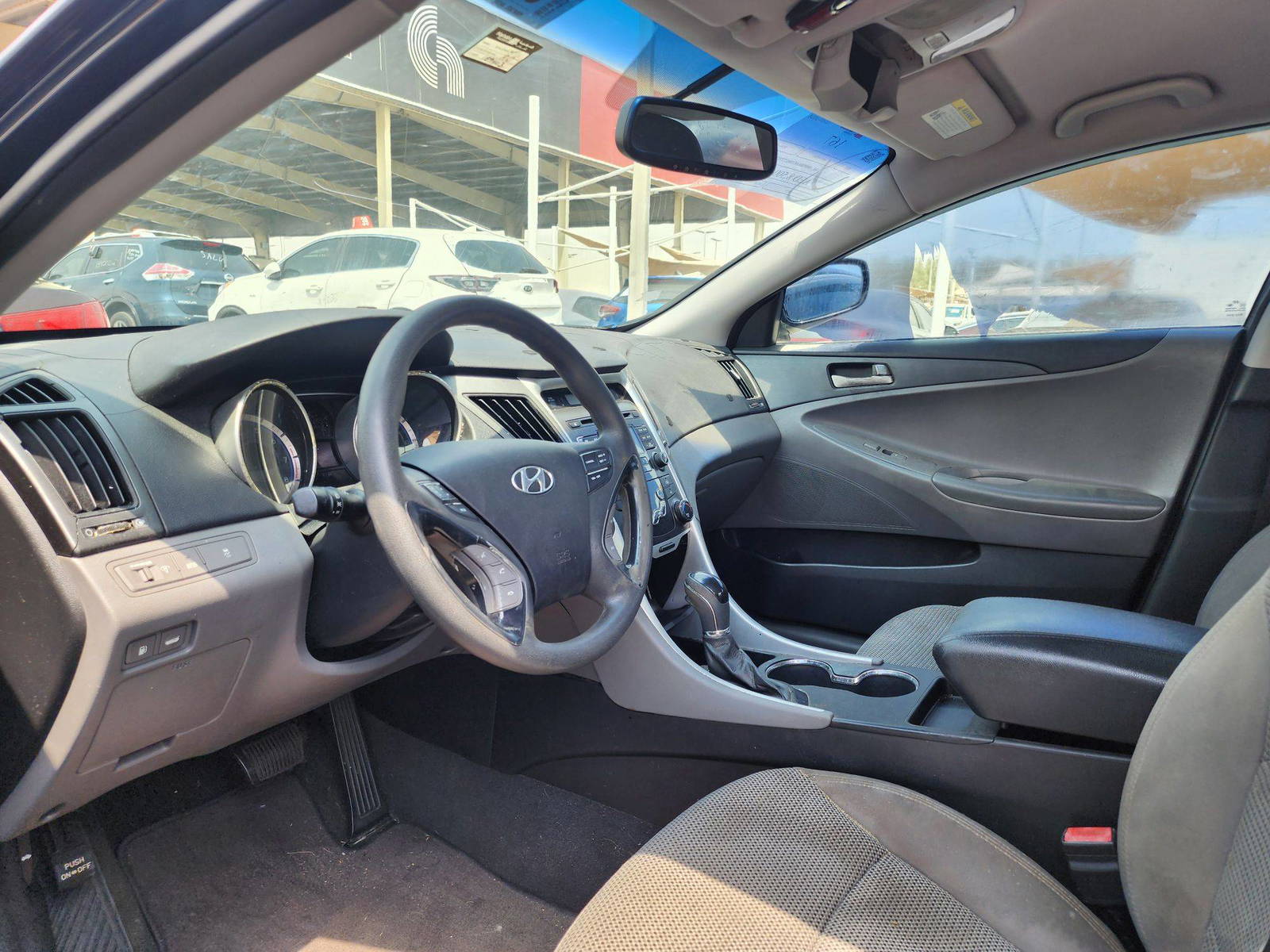 2011 HYUNDAI SONATA — 189403 Miles — Lot 51191864 — Main - Marhaba Auctions Used Cars - Image 8