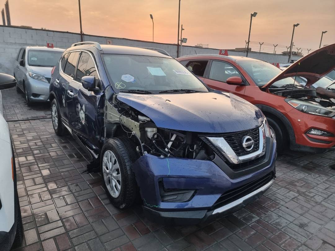 NISSAN ROGUE 2017 view 2