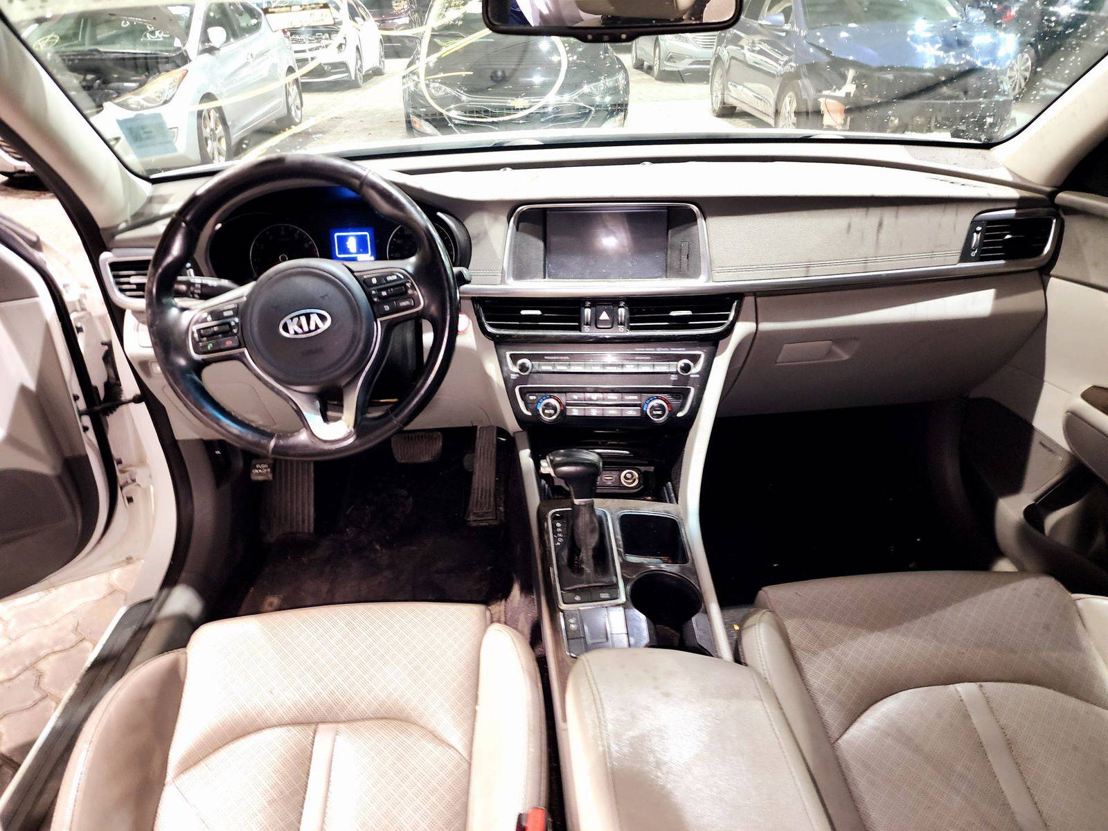 2016 KIA OPTIMA — 163609 Miles — Lot 8GG062917 — Souq - Marhaba Auctions Used Cars - Image 7