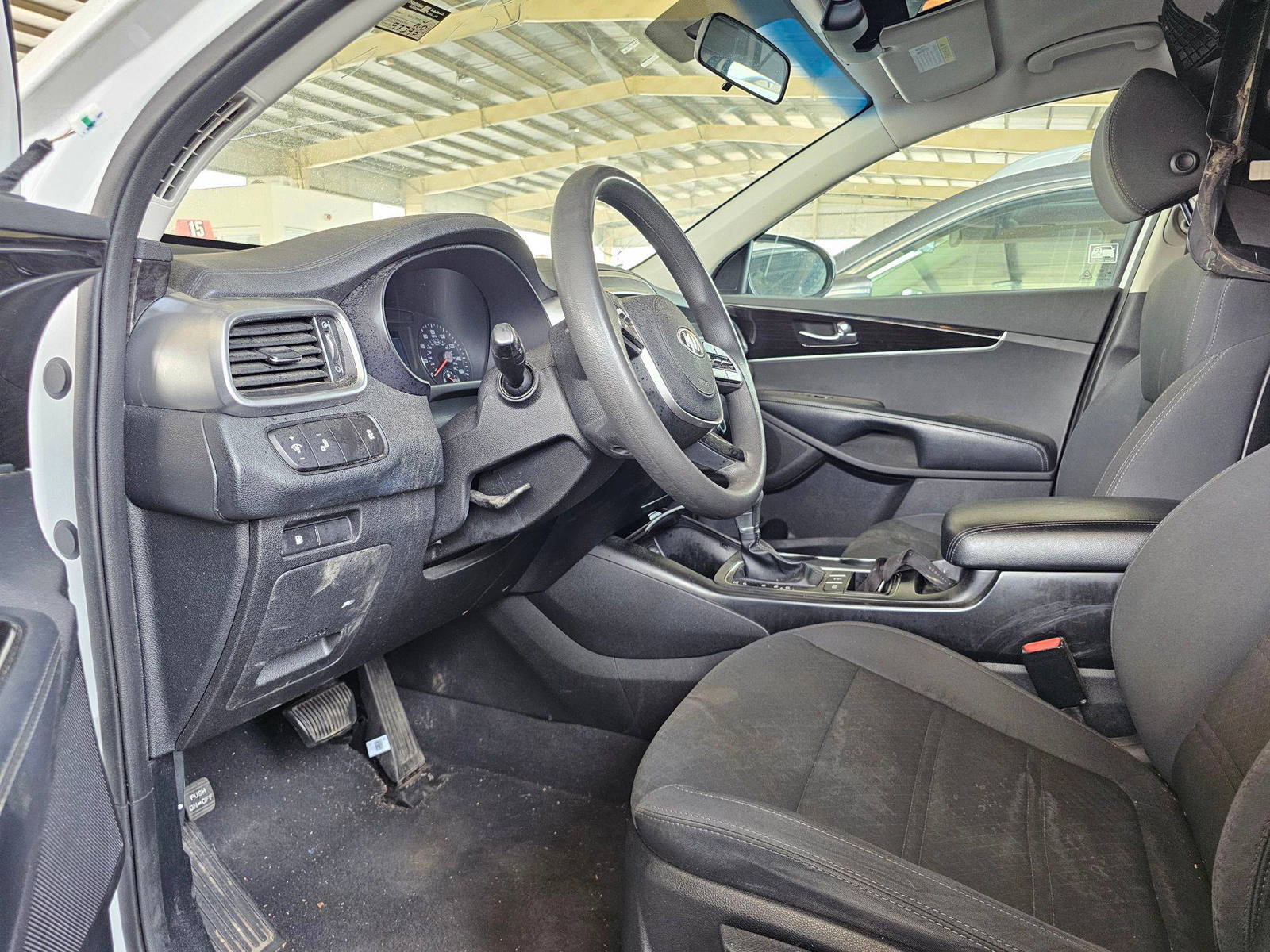 2019 KIA SORENTO — 93390 Miles — Lot 48755775 — Souq - Marhaba Auctions Used Cars - Image 7