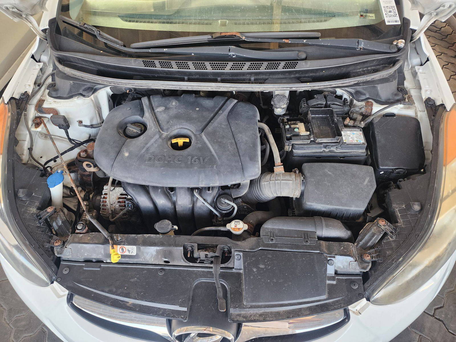 2013 HYUNDAI ELANTRA — 219341 KM — Lot 229031 — Souq - Marhaba Auctions Used Cars - Image 9