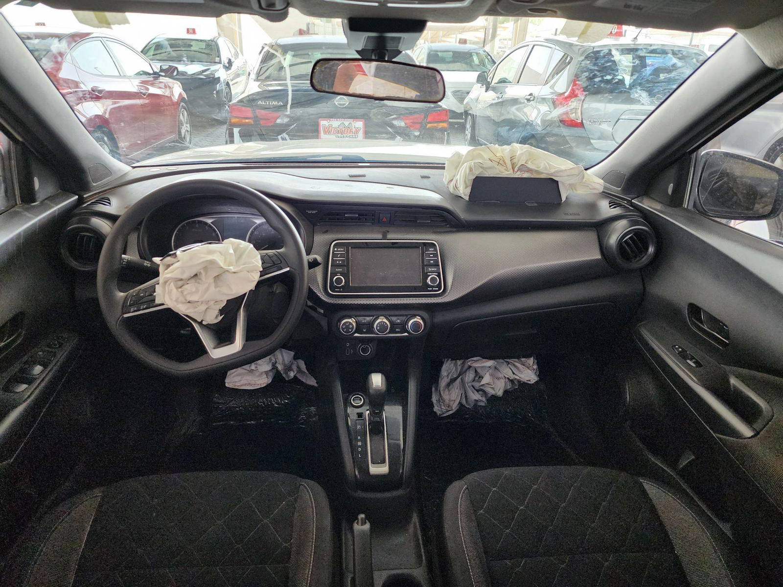 2020 NISSAN KICKS — 126079 Miles — Lot 21243 — Souq - Marhaba Auctions Used Cars - Image 7