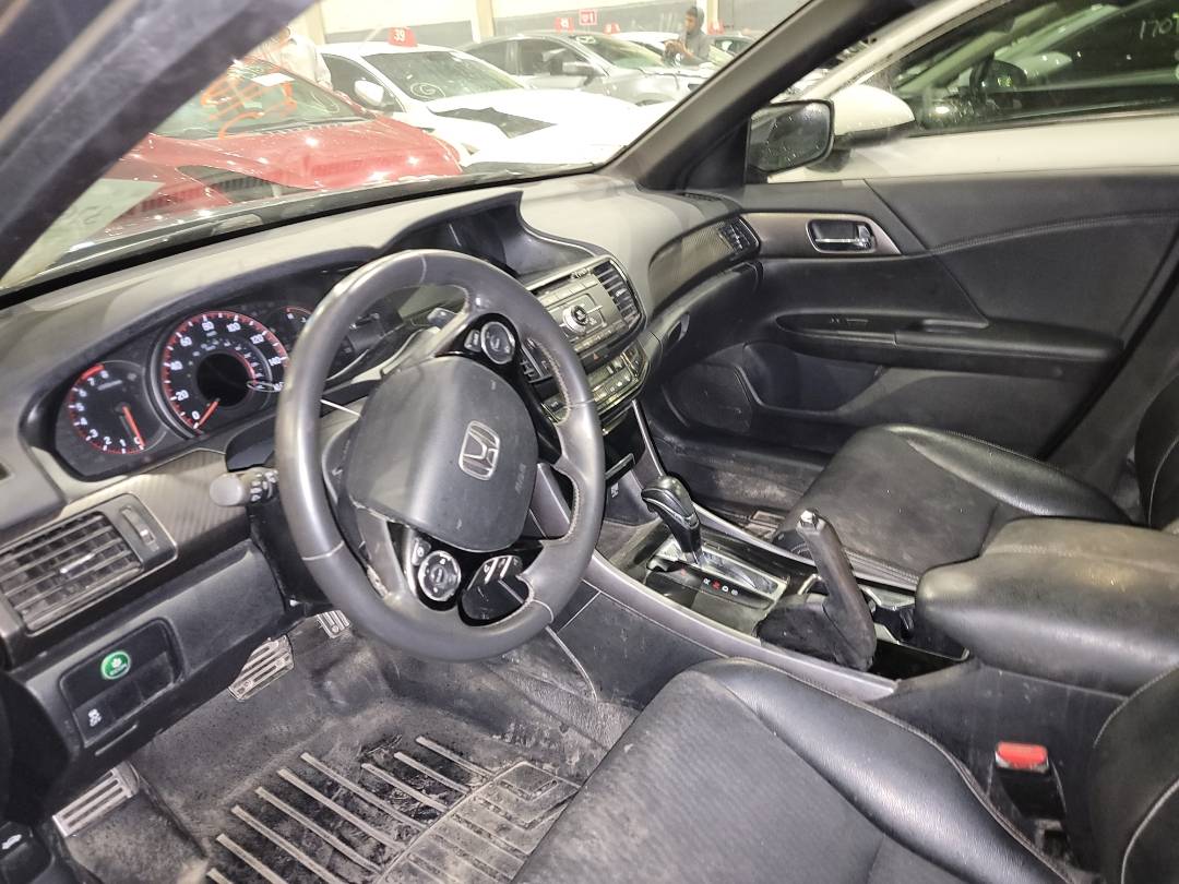 2017 HONDA ACCORD — 182024 Miles — Lot 37642984 - Marhaba Auctions Used Cars - Image 6