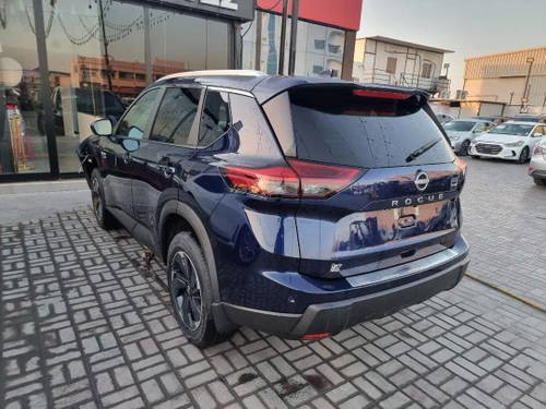 NISSAN ROGUE
