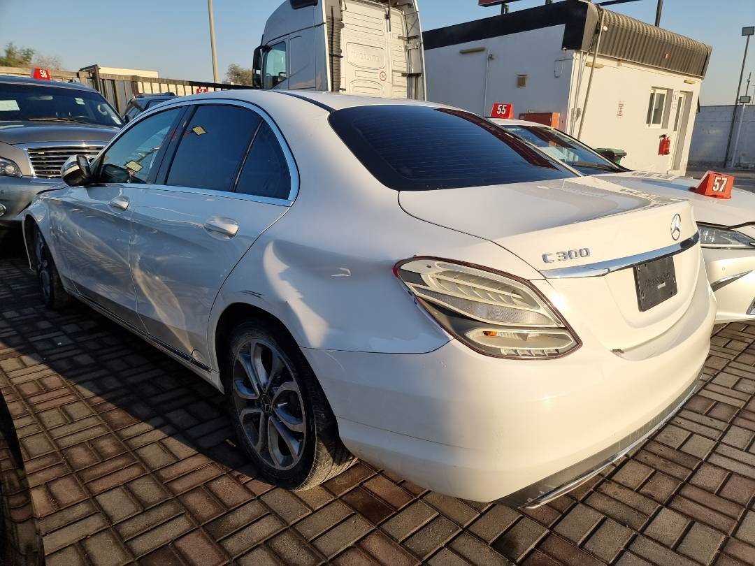 2018 MERCEDES BENZ C300 — 98420 Miles — Lot 215487 — Ind. 12 - Marhaba Auctions Used Cars - Image 5
