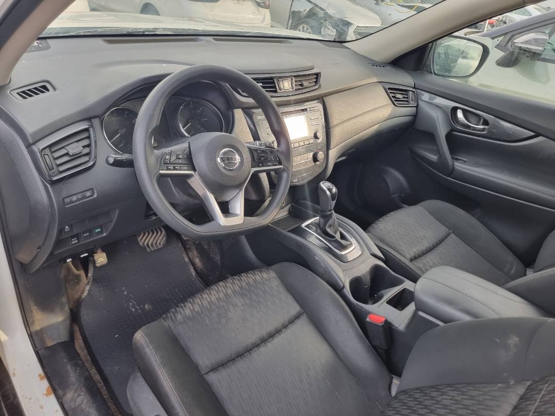 NISSAN ROGUE 2017 - Marhaba Auction Used Cars - Image 8