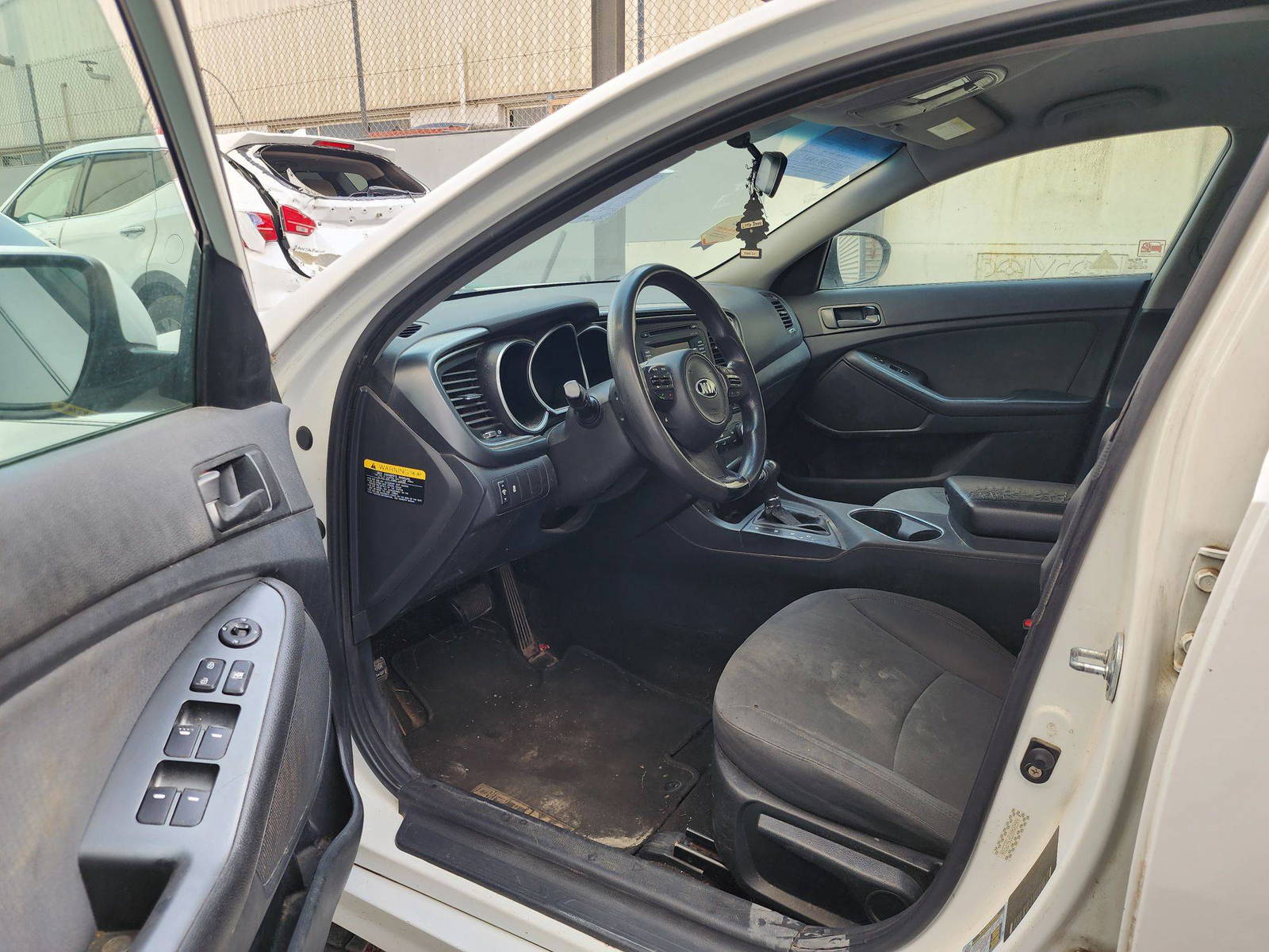 2015 KIA OPTIMA — 204982 Miles — Lot 422160 — Main - Marhaba Auctions Used Cars - Image 9