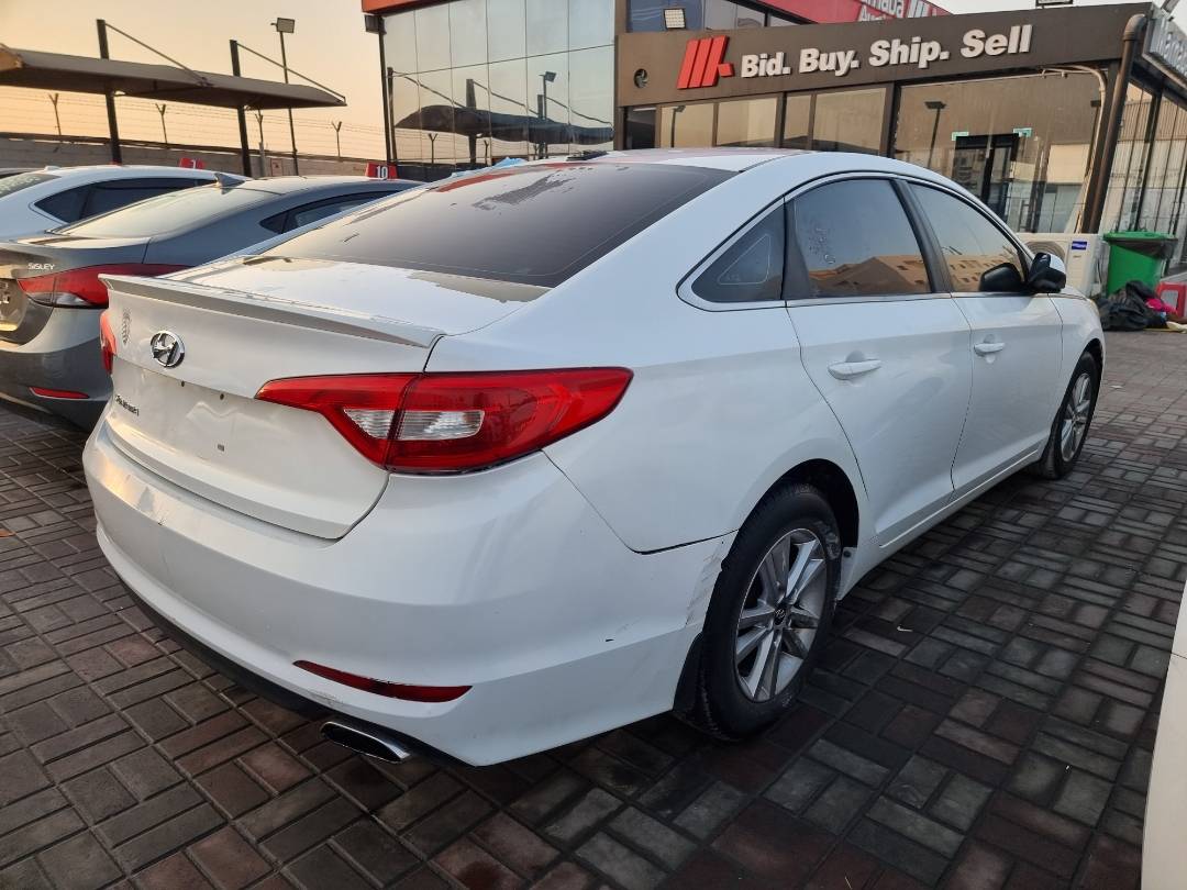 2015 HYUNDAI SONATA — 150002 Miles — Lot 215478 — Ind. 12 - Marhaba Auctions Used Cars - Image 4