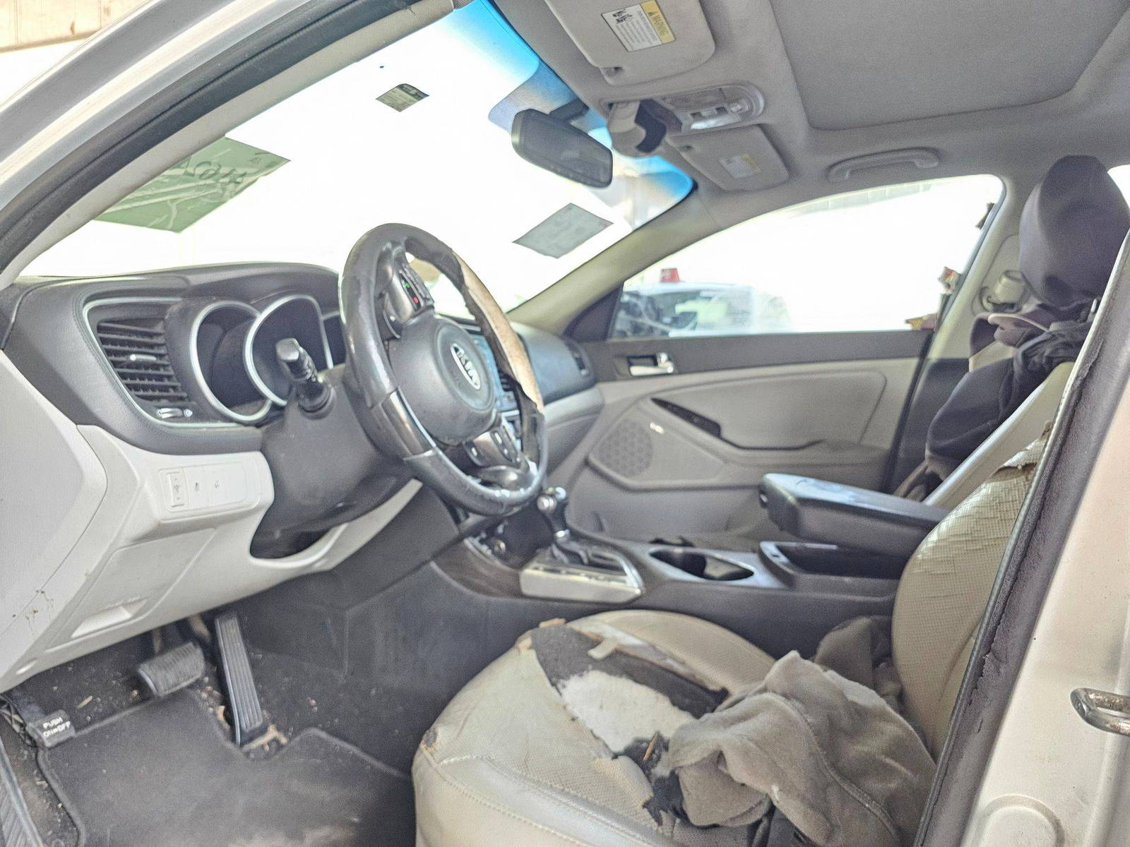 2014 KIA OPTIMA — 156145 Miles — Lot 72EG313754 — Souq - Marhaba Auctions Used Cars - Image 9