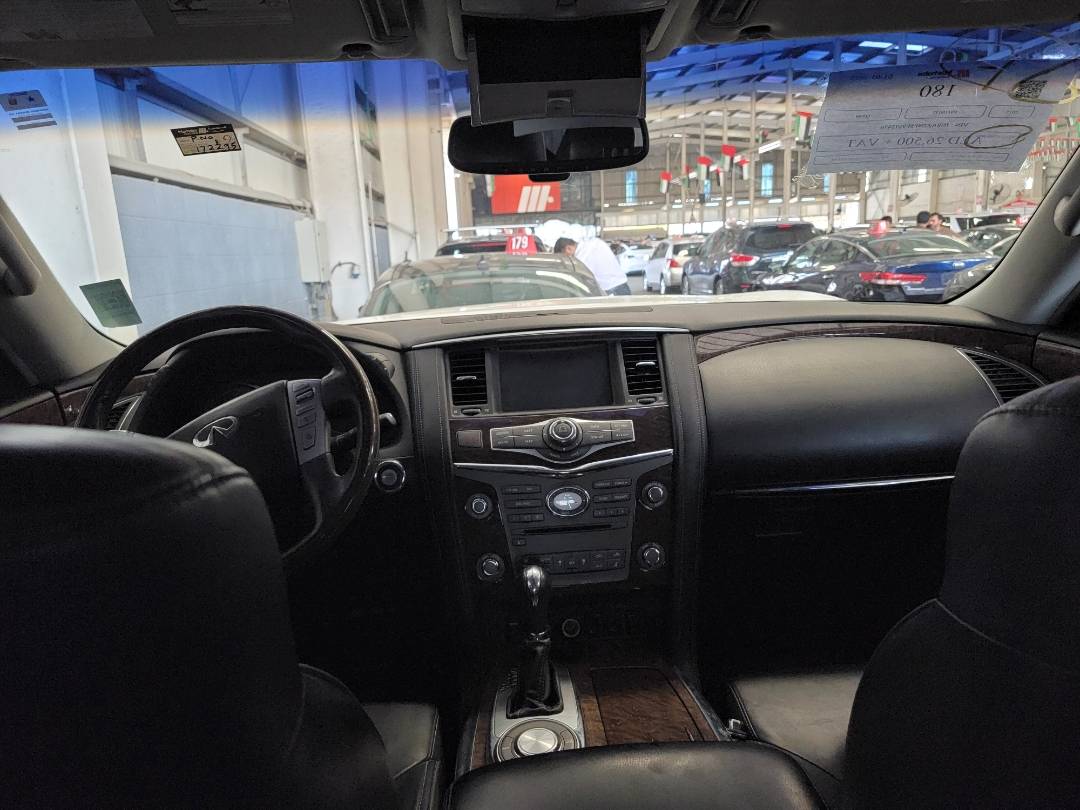 2015 INFINITI QX80 — 172295 Miles — Lot 80771064 — Souq - Marhaba Auctions Used Cars - Image 8