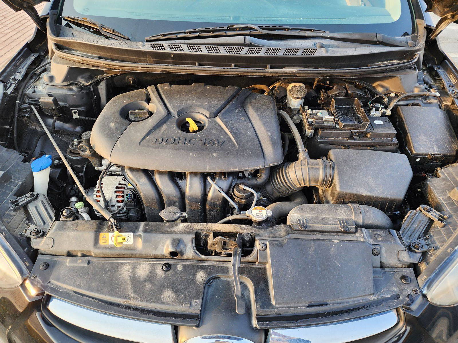 2013 HYUNDAI ELANTRA — 150736 Miles — Lot 38632989 — Souq - Marhaba Auctions Used Cars - Image 9