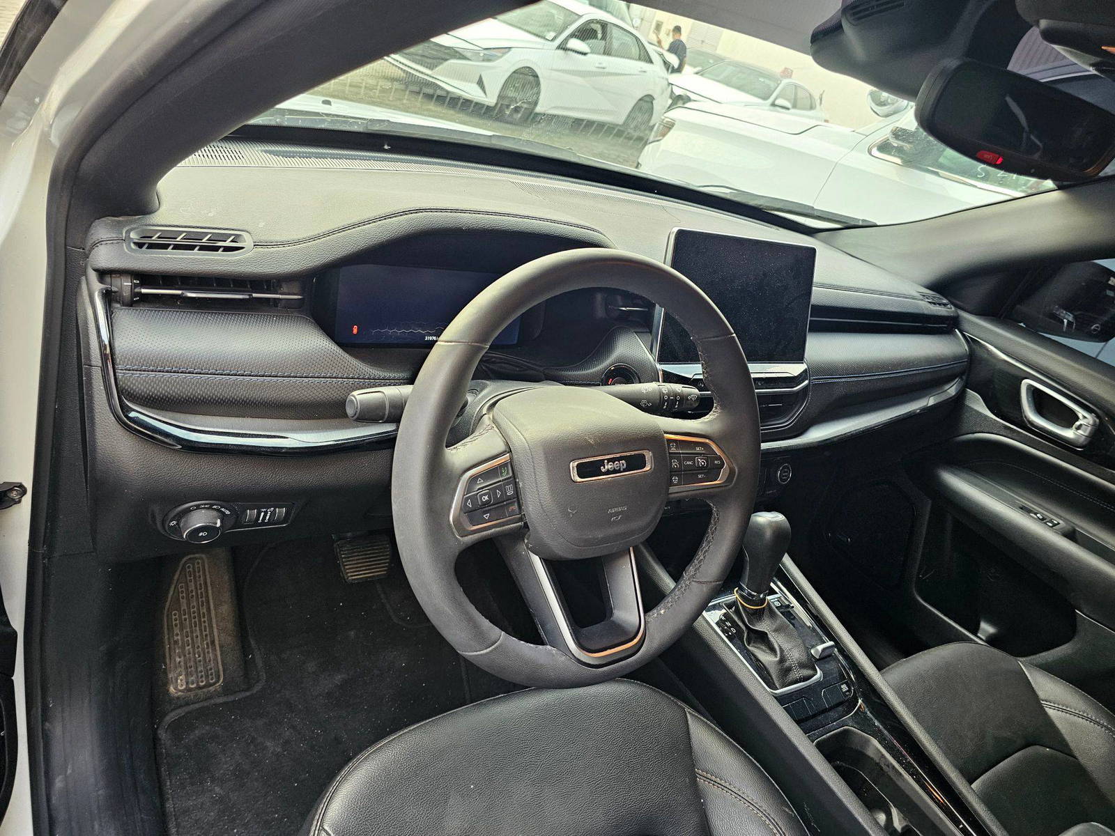 JEEP COMPASS LIMITED 2025 - Marhaba Auction Used Cars - Image 8