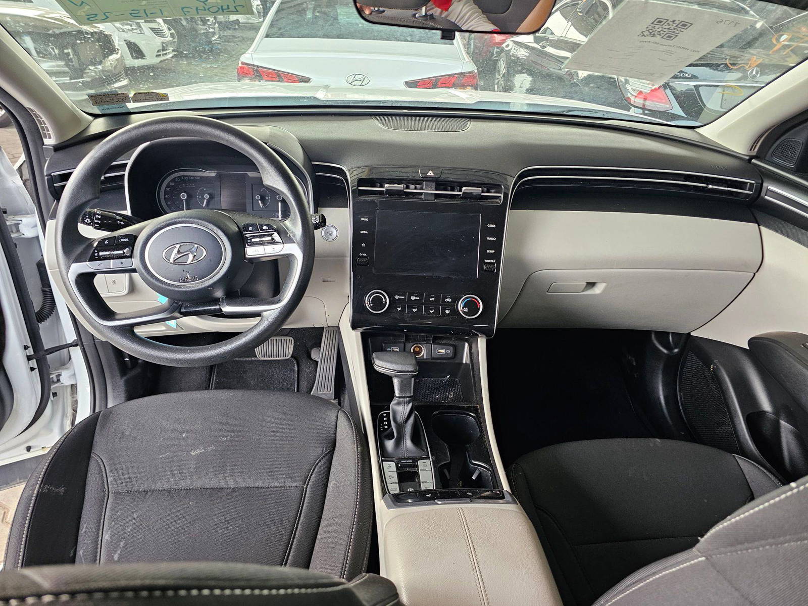 2022 HYUNDAI TUCSON — 24047 Miles — Lot 41317010 — Souq - Marhaba Auctions Used Cars - Image 7