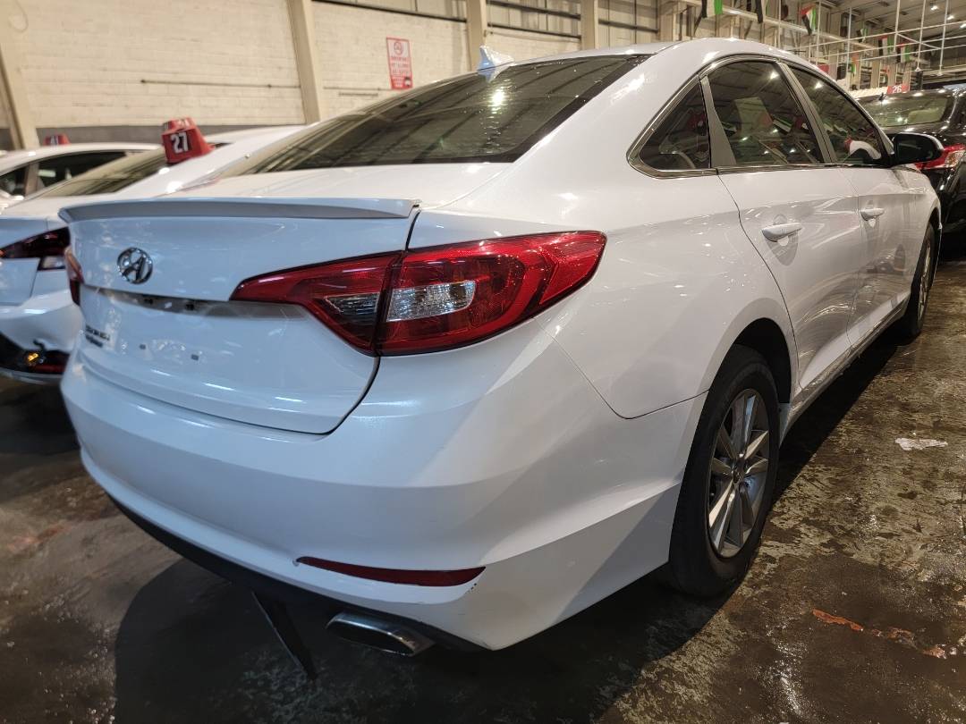 2015 HYUNDAI SONATA — 172008 Miles — Lot H010955 - Marhaba Auctions Used Cars - Image 4