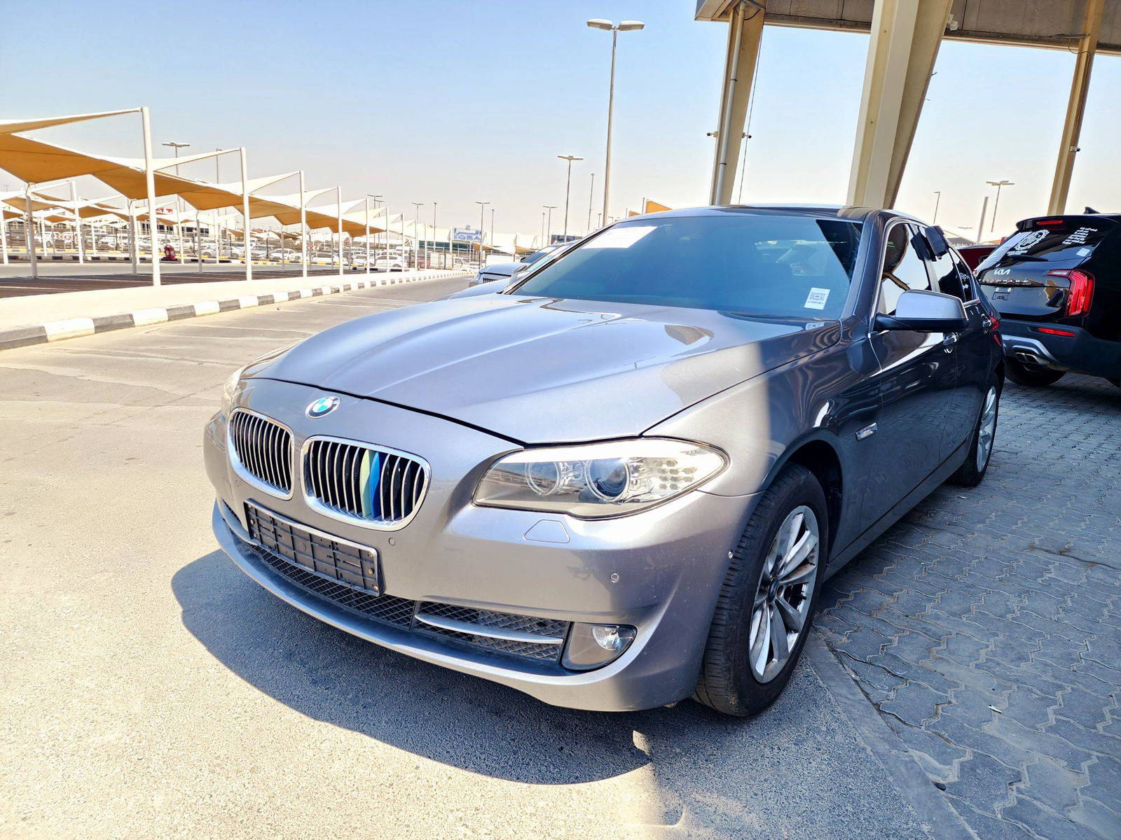 2013 BMW 528i — 116188 KM — Lot W44687 — Souq - Marhaba Auctions Used Cars - Image 5