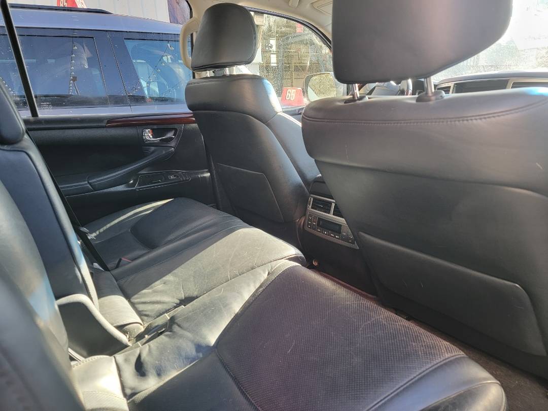 2014 LEXUS LX 570 — 146643 Miles — Lot 1421510521 - Marhaba Auctions Used Cars - Image 4