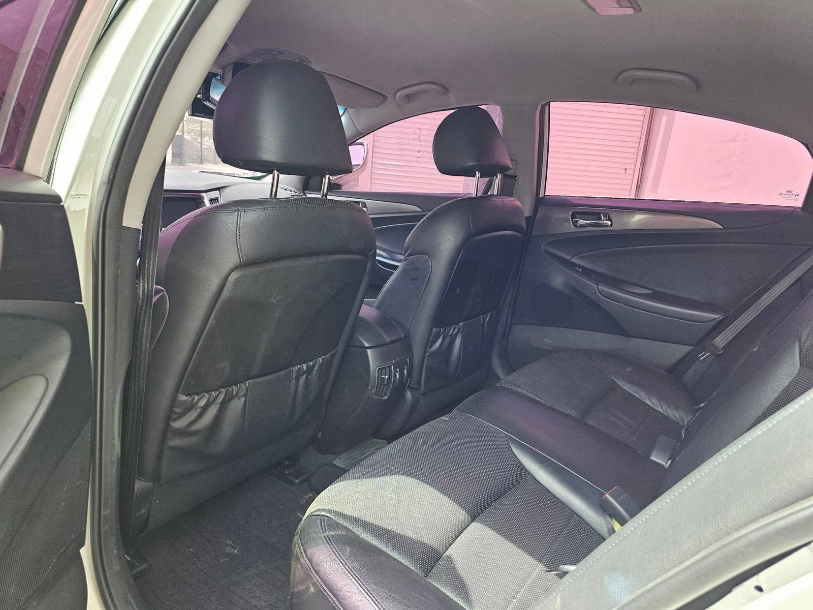 2014 HYUNDAI SONATA — 217484 KM — Lot 095869 — Main - Marhaba Auctions Used Cars - Image 6