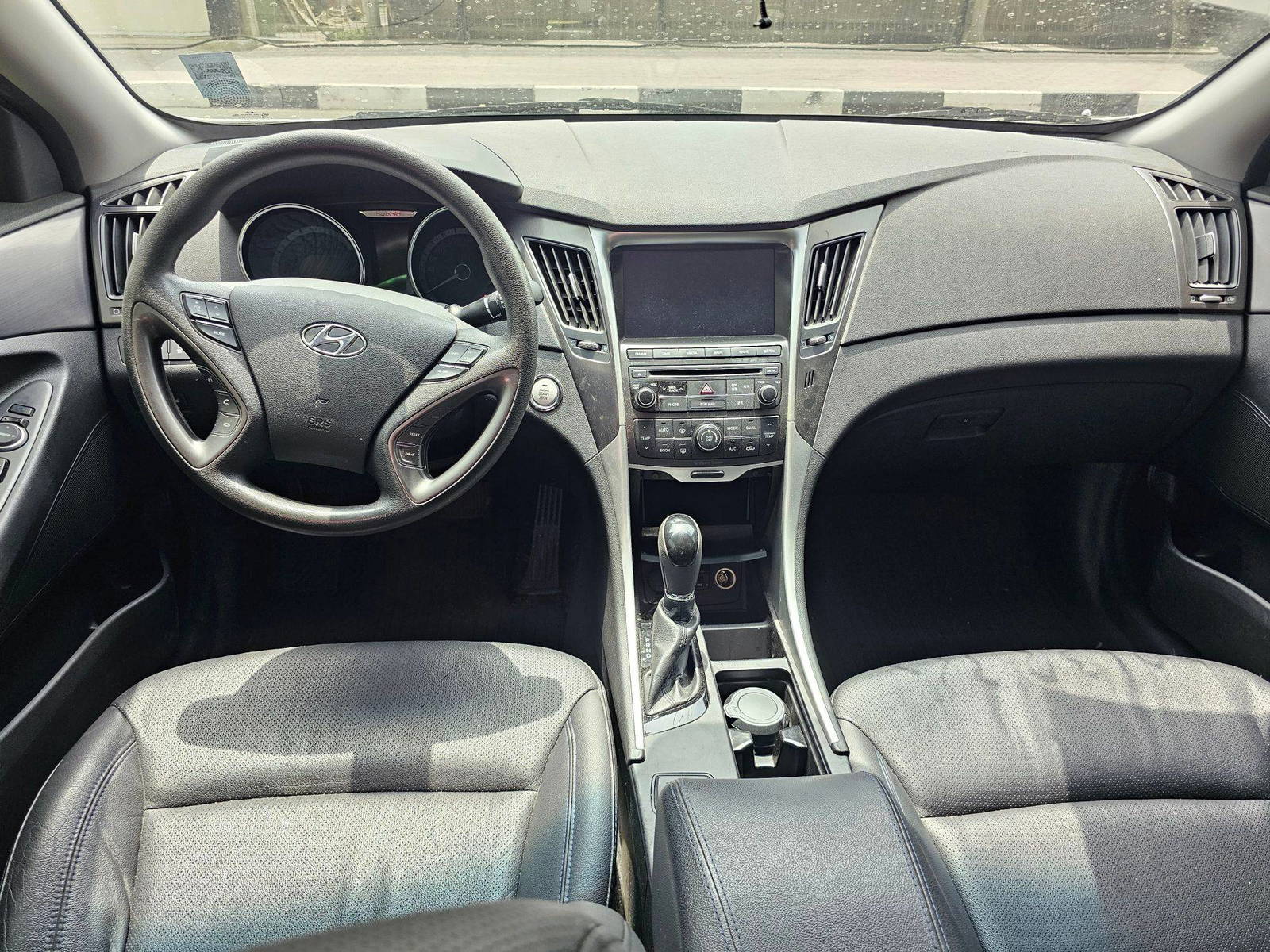 2014 HYUNDAI SONATA — 182325 KM — Lot 076108 — Souq - Marhaba Auctions Used Cars - Image 7