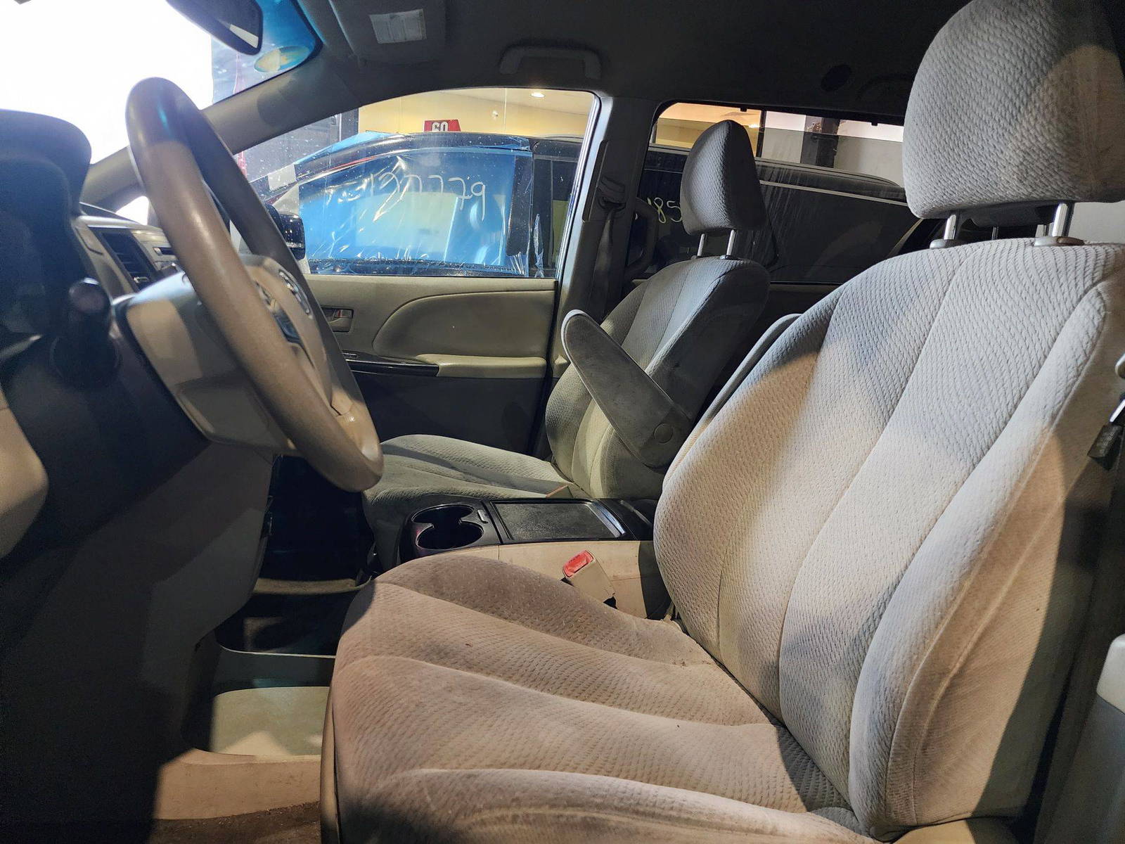 2013 TOYOTA SIENNA — 167068 Miles — Lot 40122848 — Souq - Marhaba Auctions Used Cars - Image 9