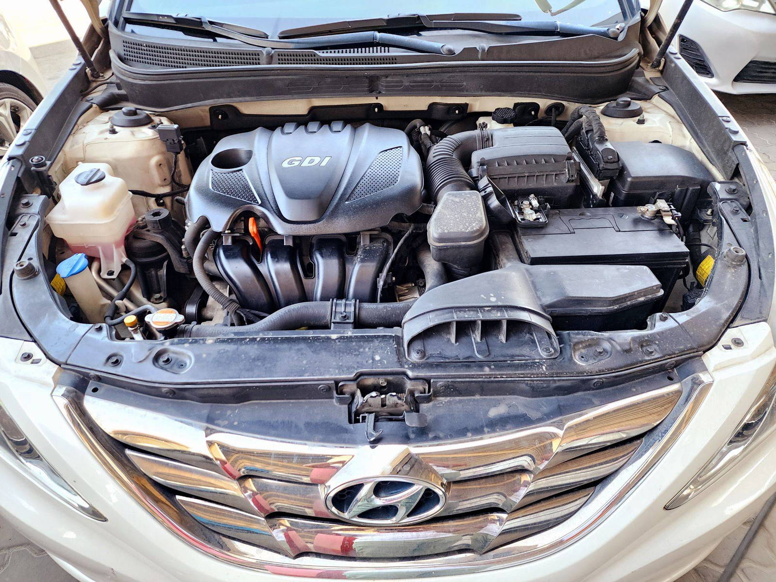 2010 HYUNDAI SONATA — 127988 KM — Lot AA116103 — Souq - Marhaba Auctions Used Cars - Image 12