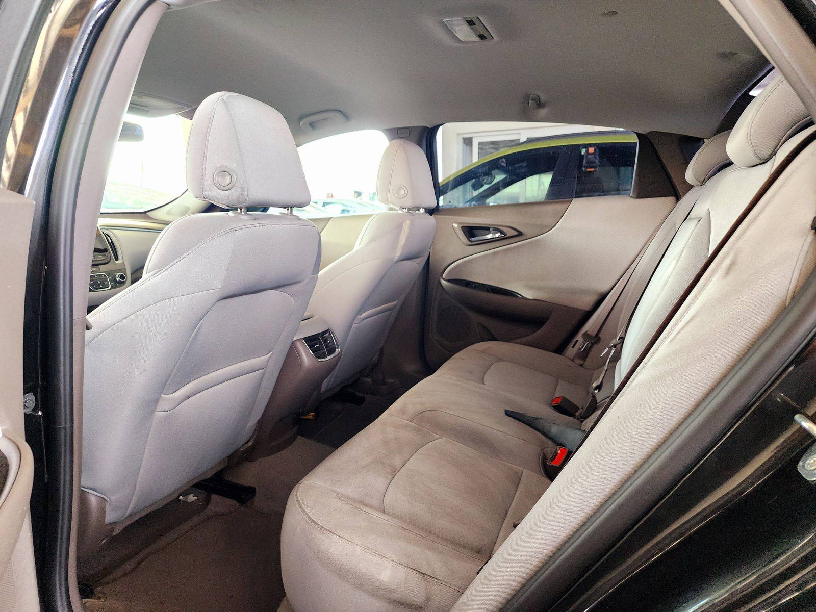 2022 CHEVROLET MALIBU — 40906 Miles — Lot 79433544 — Souq - Marhaba Auctions Used Cars - Image 6