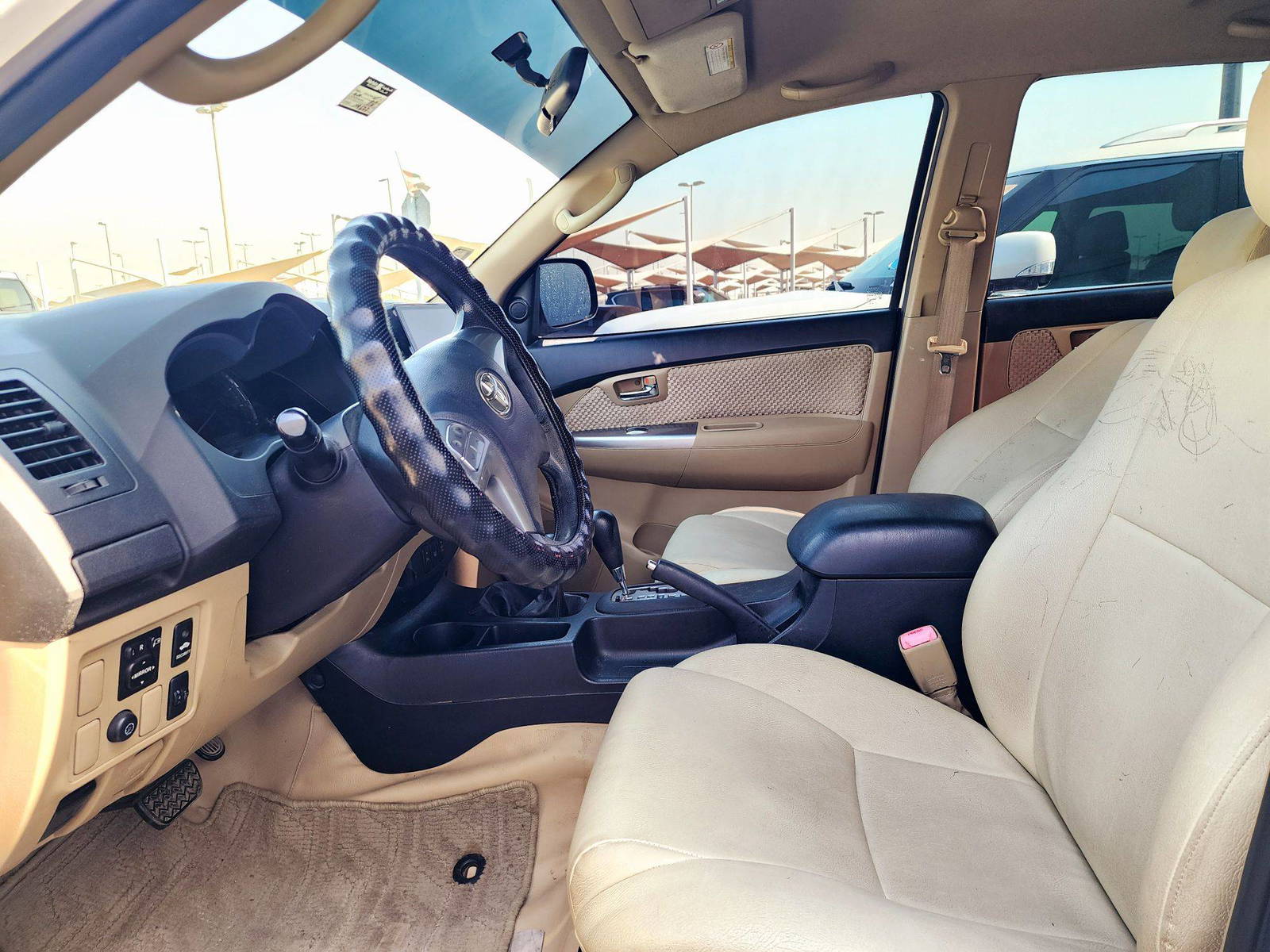 2015 TOYOTA FORTUNER — 109677 KM — Lot 3F8063992 — Souq - Marhaba Auctions Used Cars - Image 8