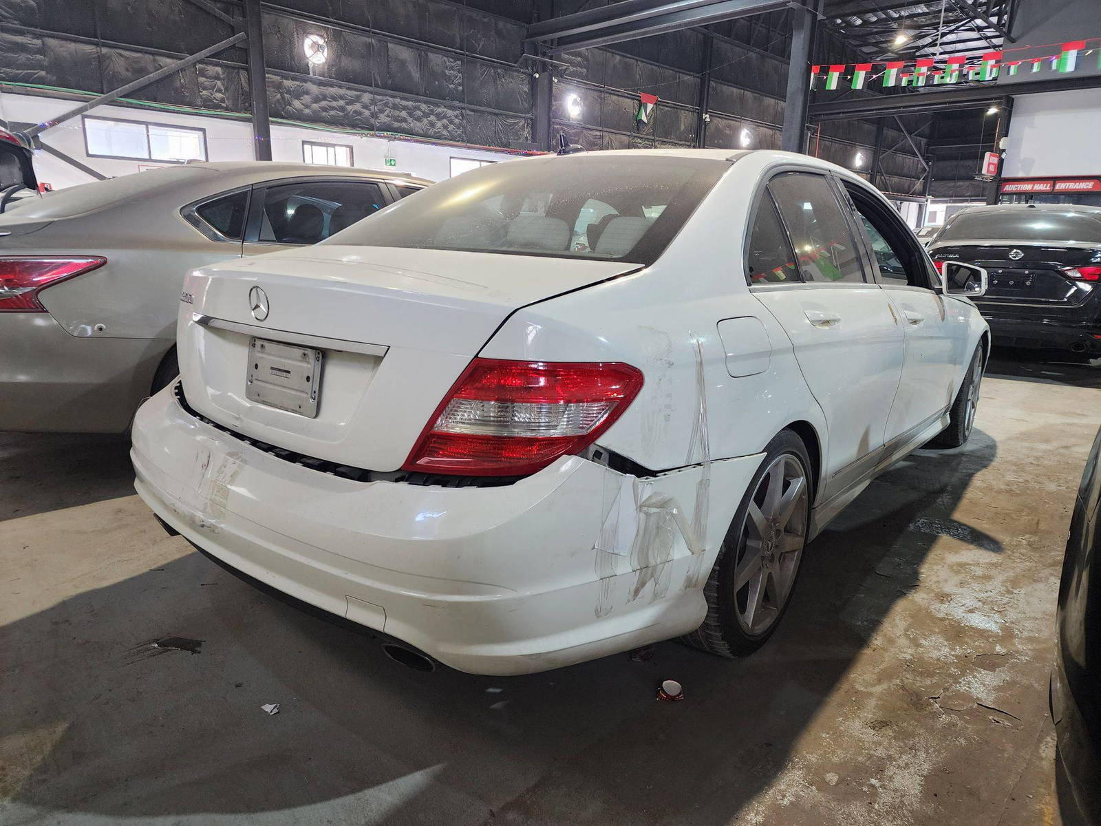 MERCEDES BENZ C300 2011 - Marhaba Auction Used Cars - Image 5