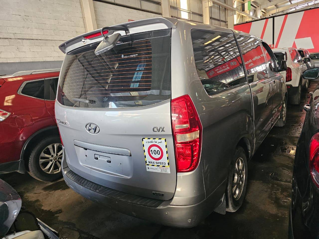 2012 HYUNDAI GRAND STAREX — 239886 KM — Lot 419224 — Main - Marhaba Auctions Used Cars - Image 5