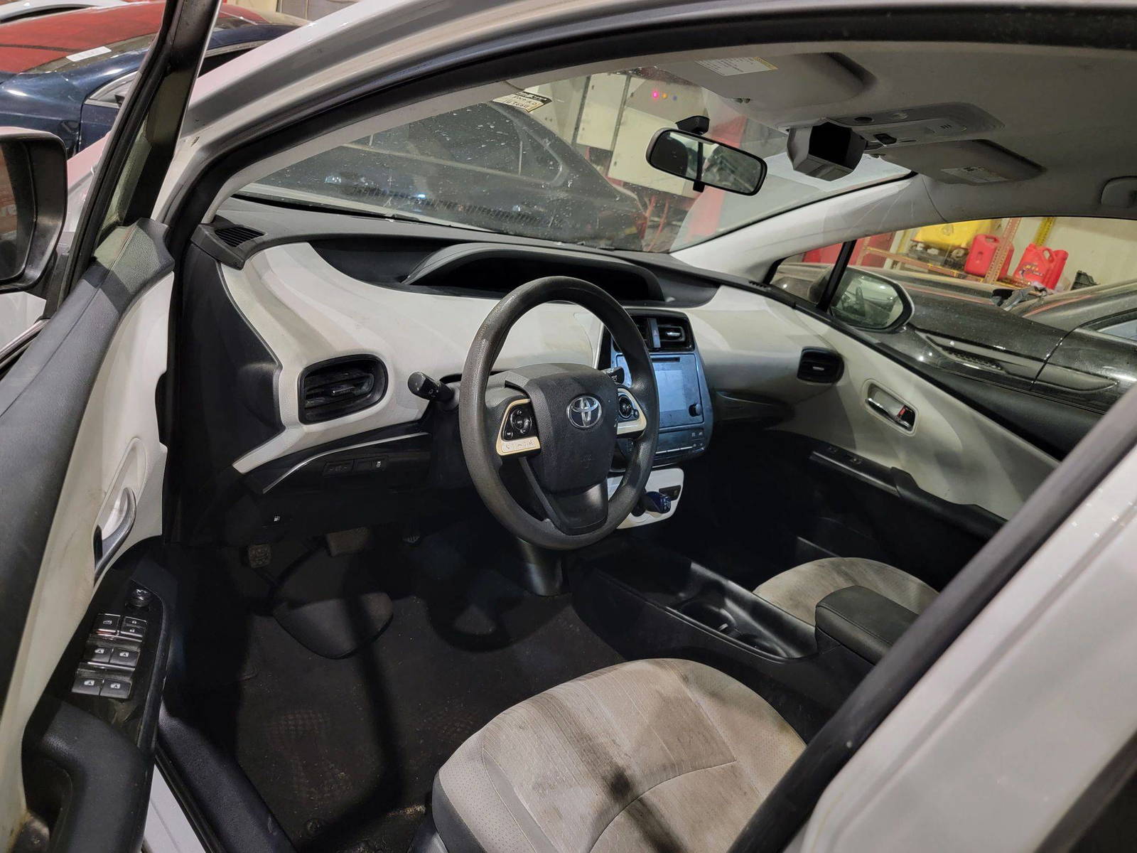 TOYOTA PRIUS 2016 - Marhaba Auction Used Cars - Image 8