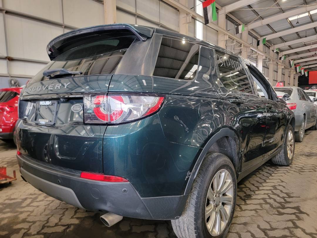 2017 LAND ROVER DISCOVERY SPORT — 121599 Miles — Lot 37124771 — Main - Marhaba Auctions Used Cars - Image 3