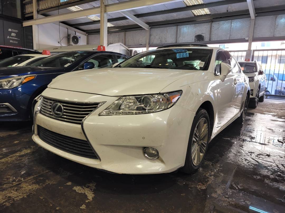 2015 LEXUS ES 350 — 144068 Miles — Lot 4F2164844 — Main - Marhaba Auctions Used Cars - Image 5