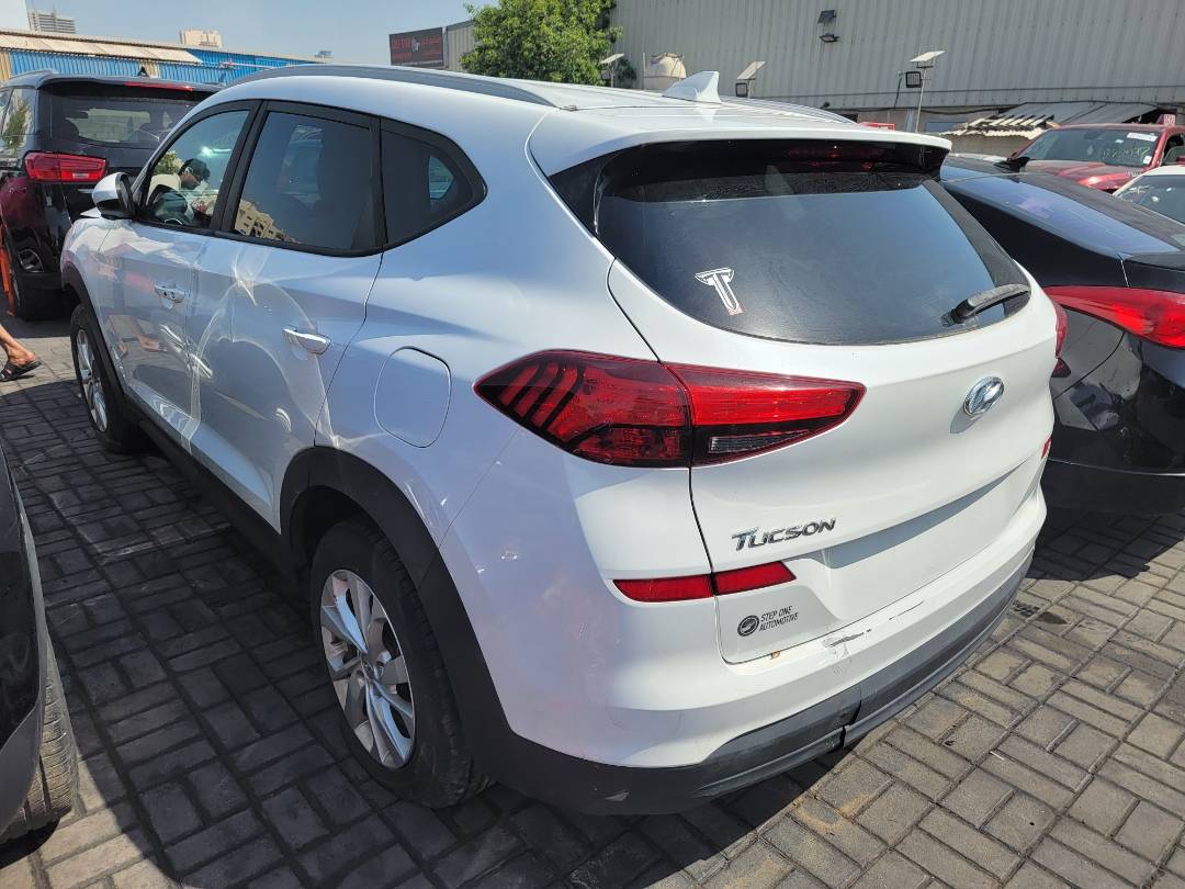 2019 HYUNDAI TUCSON — 86626 Miles — Lot KU888166 — Main - Marhaba Auctions Used Cars - Image 4