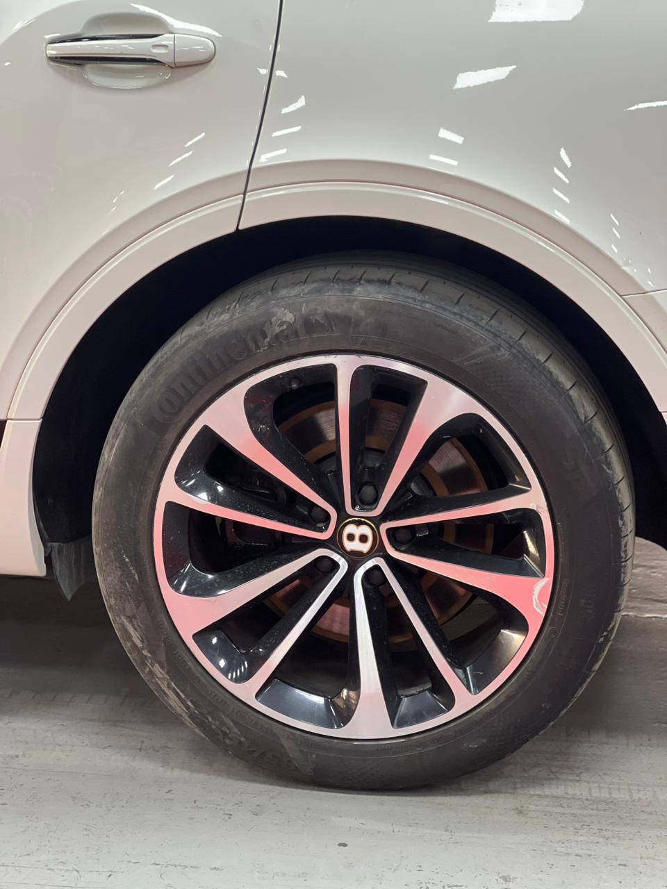 BENTLEY BENTAYGA 2019 - Marhaba Auction Used Cars - Image 7