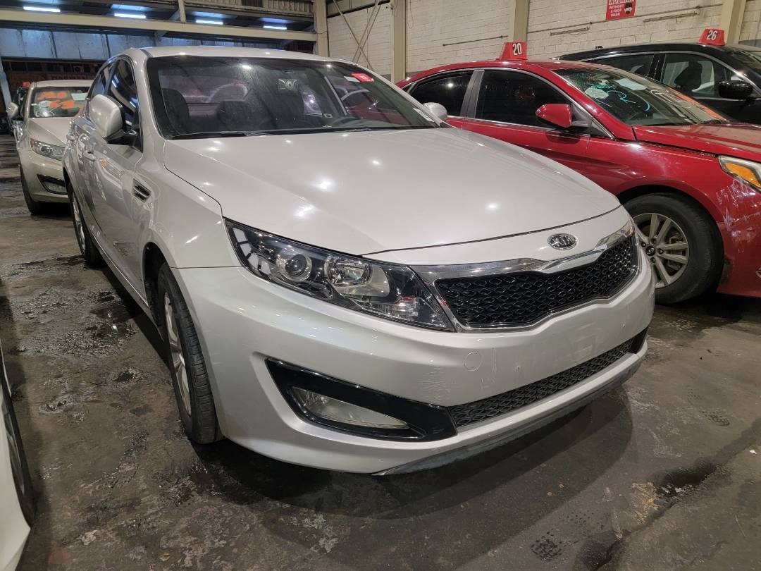 2013 KIA K5 — 200239 KM — Lot BDA310379 — Main - Marhaba Auctions Used Cars - Image 4